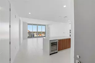 400 Central Ave, Saint Petersburg, FL 33701 - Photo 5