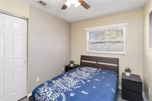 204 Circle Hill Dr, Brandon, FL 33510 - Photo 25