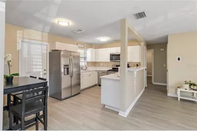 204 Circle Hill Drive, Brandon, FL 33510 - Photo 15