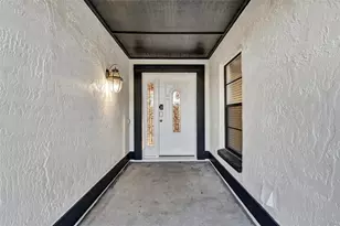 6539 Seafairer Dr, Tampa, FL 33615 - Photo 5