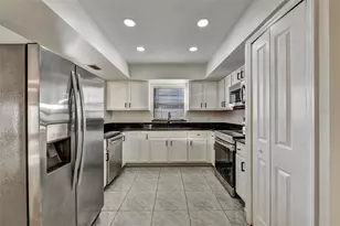 6539 Seafairer Dr, Tampa, FL 33615 - Photo 15