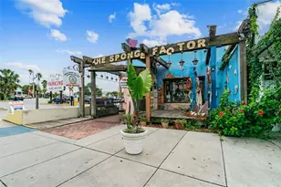 2211 Barracuda Ct, Holiday, FL 34691 - Photo 31