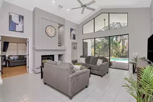 889 Crestridge Cir, Tarpon Springs, FL 34688 - Photo 15