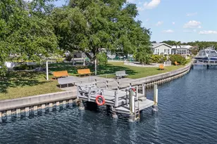 7140 Mt Jupiter Dr NE, Saint Petersburg, FL 33702 - Photo 15