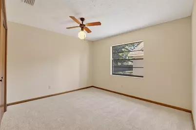 4207 Spring Way Circle, Valrico, FL 33596 - Photo 29