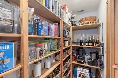 1112 38th Avenue NE, Saint Petersburg, FL 33704 - Photo 11