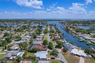 1112 38th Ave NE, Saint Petersburg, FL 33704 - Photo 43