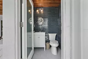 1112 38th Ave NE, Saint Petersburg, FL 33704 - Photo 27