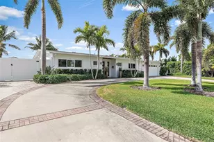 1112 38th Ave NE, Saint Petersburg, FL 33704 - Photo 3