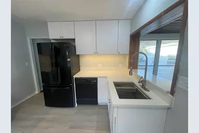 5617 20th Avenue S, Gulfport, FL 33707 - Photo 9