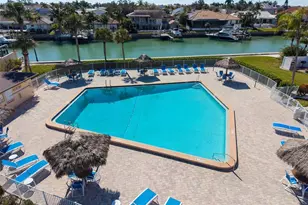 4900 Brittany Dr S, Saint Petersburg, FL 33715 - Photo 17