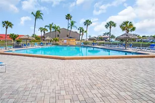 4900 Brittany Dr S, Saint Petersburg, FL 33715 - Photo 21