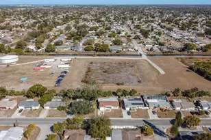 7605 Fox Hollow Dr, Port Richey, FL 34668 - Photo 25