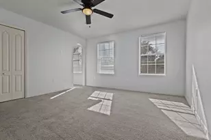 4518 Ashburn Square Dr, Tampa, FL 33610 - Photo 17