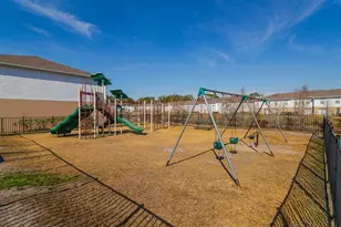 4518 Ashburn Square Dr, Tampa, FL 33610 - Photo 33