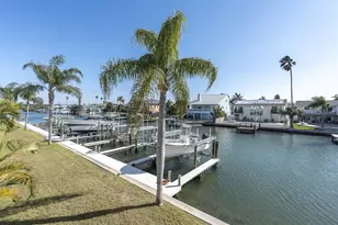 641 Garland Cir, Indian Rocks Beach, FL 33785 - Photo 31