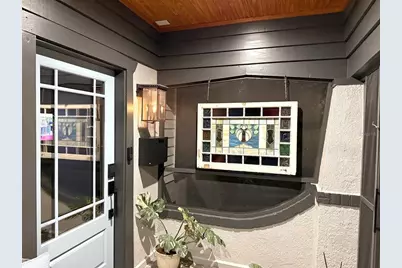 2500 Burlington Avenue N, Saint Petersburg, FL 33713 - Photo 3