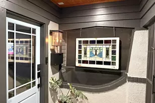 2500 Burlington Ave N, Saint Petersburg, FL 33713 - Photo 3