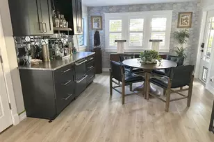 2500 Burlington Ave N, Saint Petersburg, FL 33713 - Photo 7