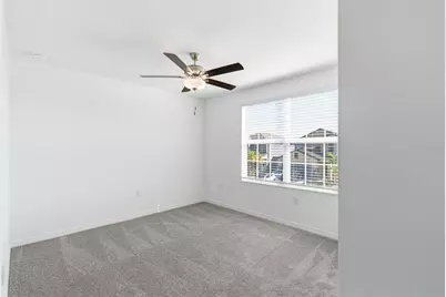 35132 Ackley Trace, Zephyrhills, FL 33541 - Photo 17