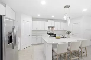 35132 Ackley Trce, Zephyrhills, FL 33541 - Photo 11