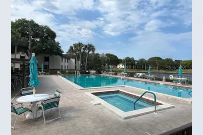 1725 Pine Ridge Way E #C, Palm Harbor, FL 34684 - Photo 23