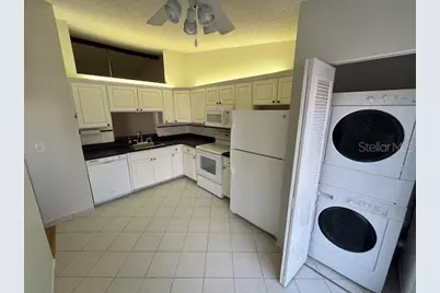 1725 Pine Ridge Way E #C, Palm Harbor, FL 34684 - Photo 9