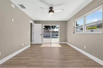 2161 Wateroak Drive N, Clearwater, FL 33764 - Photo 37