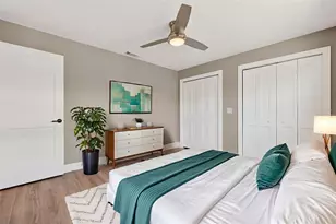 2161 Wateroak Dr N, Clearwater, FL 33764 - Photo 43