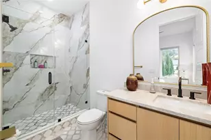 910 W W St, Tampa, FL 33602 - Photo 41