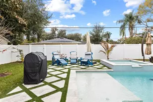 910 W W St, Tampa, FL 33602 - Photo 47