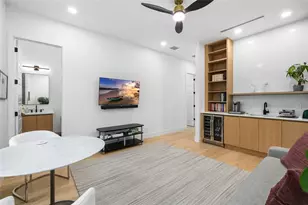 910 W W St, Tampa, FL 33602 - Photo 23