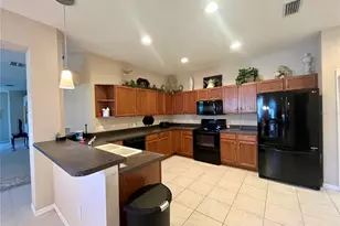 6040 Sandhill Ridge Dr, Lithia, FL 33547 - Photo 11