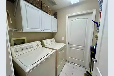 6040 Sandhill Ridge Drive, Lithia, FL 33547 - Photo 13