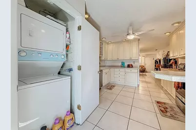 1020 85th Avenue N #119, Saint Petersburg, FL 33702 - Photo 17