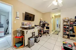 1020 85th Ave N, Saint Petersburg, FL 33702 - Photo 21