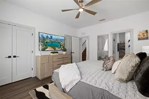 865 S 6 Ave S, Saint Petersburg, FL 33701 - Photo 27
