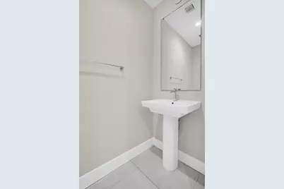 275 1st Avenue S #2708, Saint Petersburg, FL 33701 - Photo 23