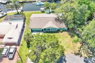 11308 W Amerindian Ct, Crystal River, FL 34429 - Photo 5