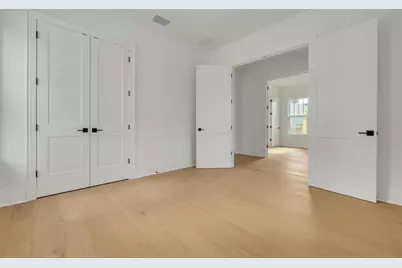 125 24th Avenue SE, Saint Petersburg, FL 33705 - Photo 31