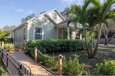 1101 Crescent Lake Drive N, Saint Petersburg, FL 33701 - Photo 29