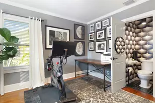 1101 Crescent Lake Dr N, Saint Petersburg, FL 33701 - Photo 15