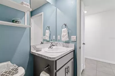 3718 Mannered Gold Avenue, Bradenton, FL 34208 - Photo 33