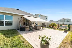 3718 Mannered Gold Ave, Bradenton, FL 34208 - Photo 43