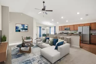 212 Serena Ridge Dr, Seffner, FL 33584 - Photo 3
