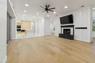 18909 Apian Way, Lutz, FL 33558 - Photo 15