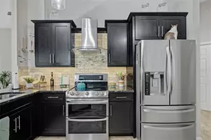 724 Winterbrooke Way, Sun City Center, FL 33573 - Photo 13