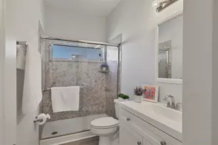 5956 Rachele Dr, Sarasota, FL 34243 - Photo 21