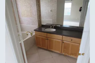 2914 Bayshore Pointe Drive, Tampa, FL 33611 - Photo 9