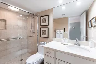 1055 W Peppertree Dr, Sarasota, FL 34242 - Photo 23